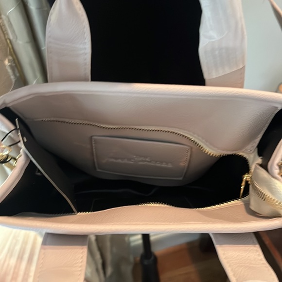 COPY - Light pink toThis is absolutely still for sale, even though it says sold. - Picture 8 of 16